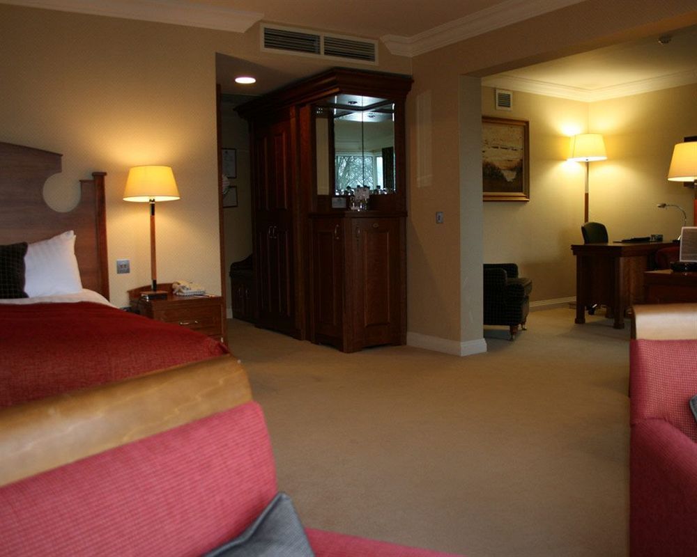 Slieve Russell Hotel Балликоннелл Экстерьер фото