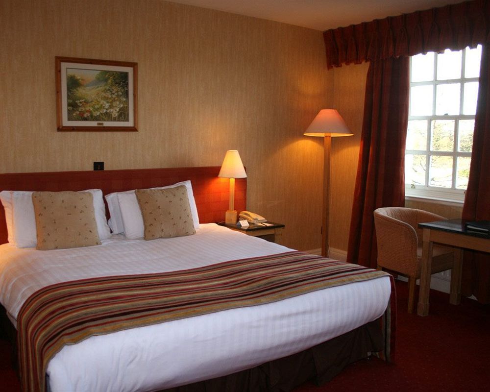 Slieve Russell Hotel Балликоннелл Экстерьер фото